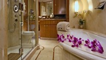 ARMS REACH - Master Ensuite